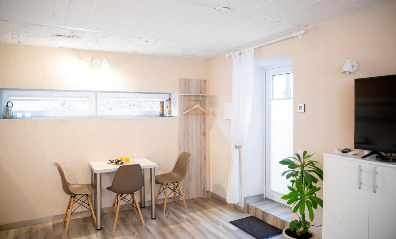 Apartment In Garage With Free Parking Каунас Экстерьер фото