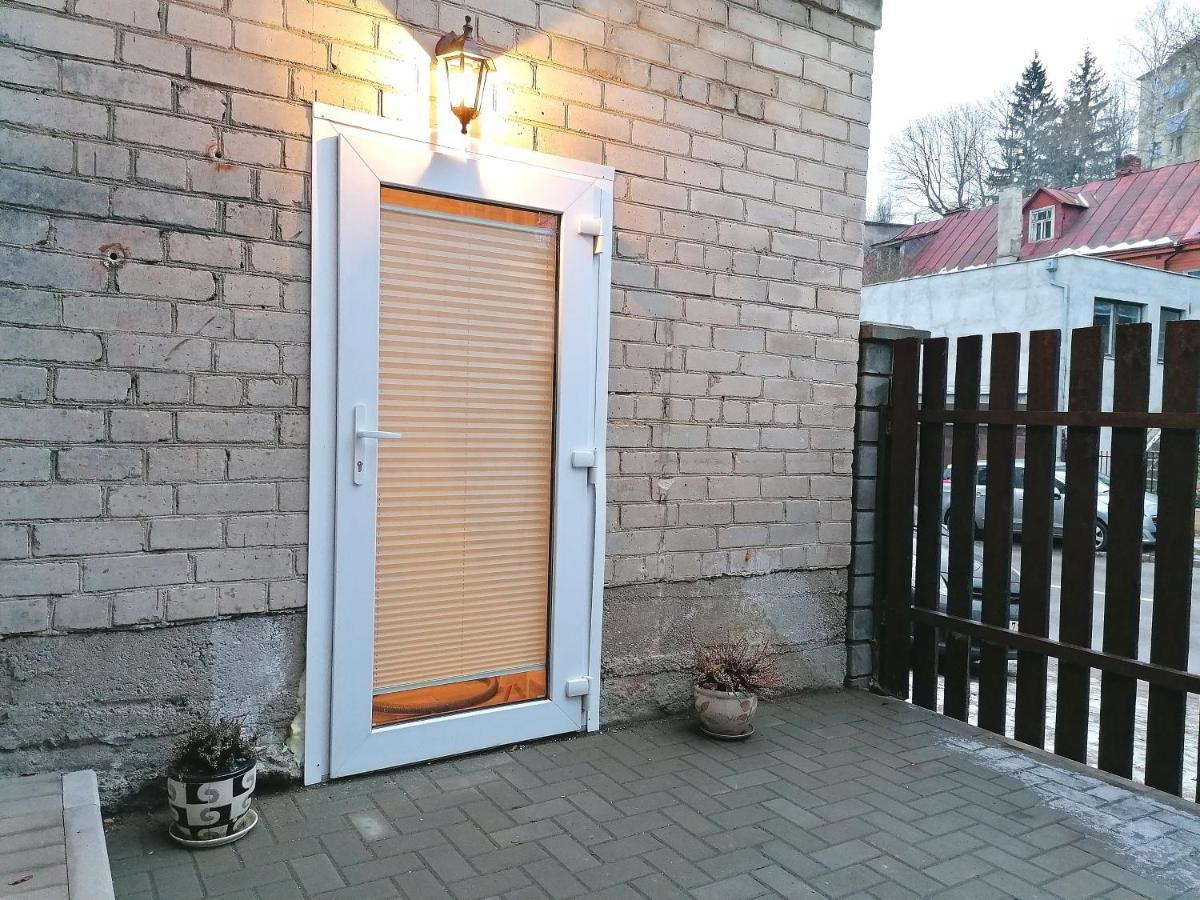 Apartment In Garage With Free Parking Каунас Экстерьер фото